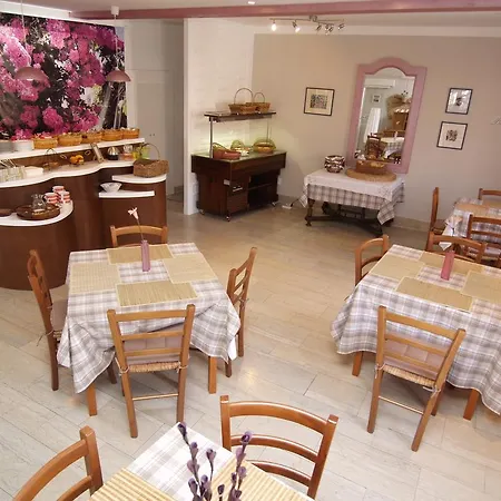 Guest house Bed&breakfast Saturn