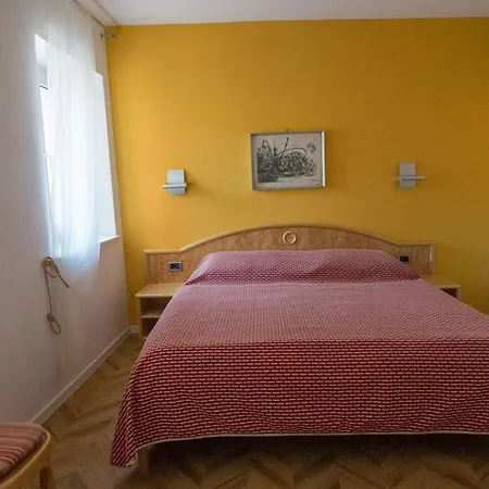 Guest house Bed&breakfast Saturn