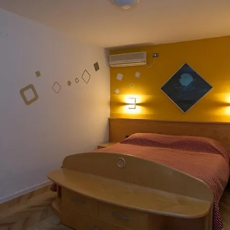 Bed&breakfast Saturn * Veli Losinj