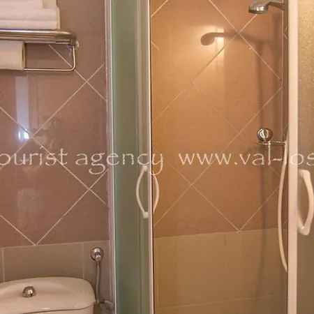 Guest house Bed&breakfast Saturn *