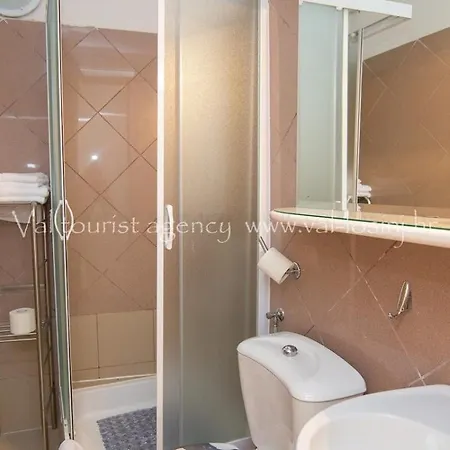 Bed&breakfast Saturn Guest house *