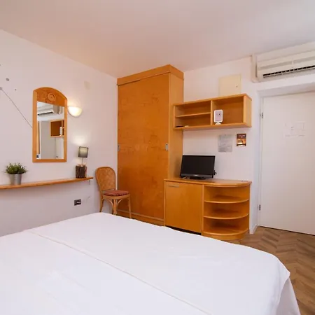 Maison d'hôtes Saturn Veli Lošinj
