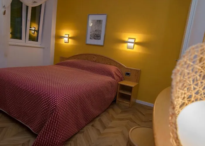 Saturn * Veli Lošinj