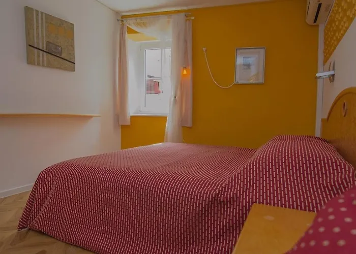 Saturn بيت ضيافة Veli Lošinj