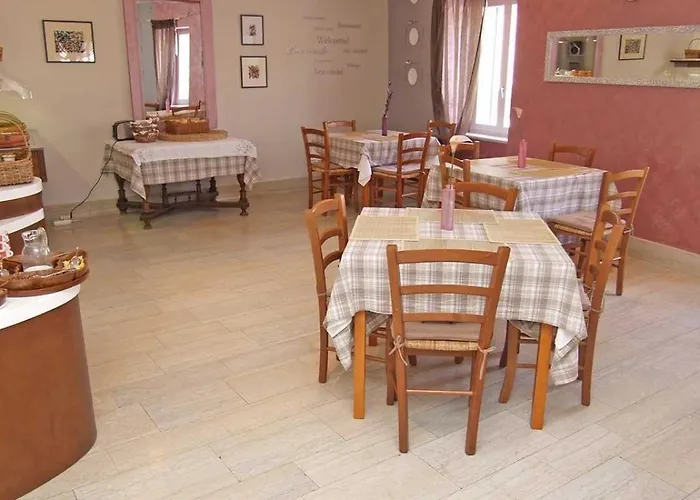 Saturn بيت ضيافة Veli Lošinj