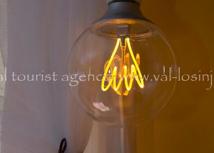 Saturn بيت ضيافة *