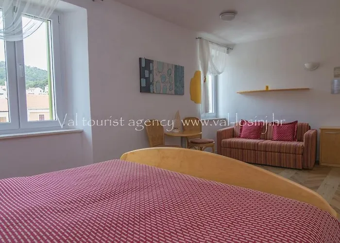 Saturn * Veli Lošinj