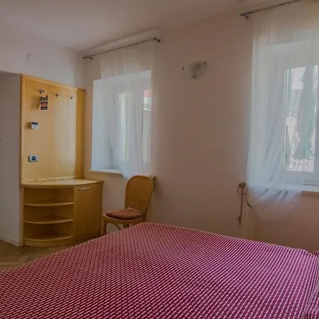 Pensión Saturn Veli Lošinj