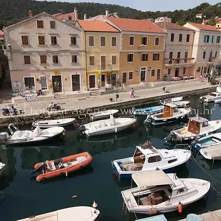 Saturn Konukevi Veli Lošinj